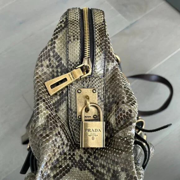 Prada Python Swarovski Shoulder Bag BL0579 Pitone Pietre - Picture 4 of 12